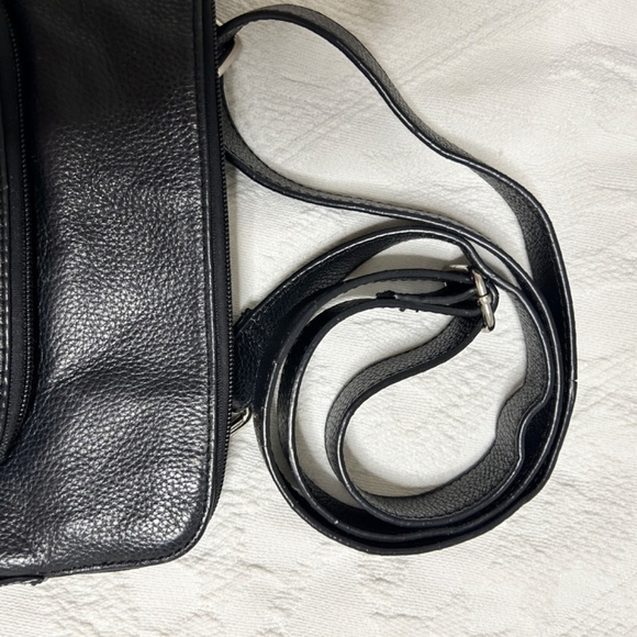 Daniel Leather Pebbled Black Crossbody Purse Multi Pocket Adjustable Strap - Picture 16 of 16